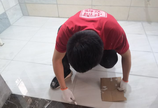 美缝施工中.png